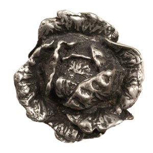 Anne at Home Cabbage Knob in Antique Bronze
