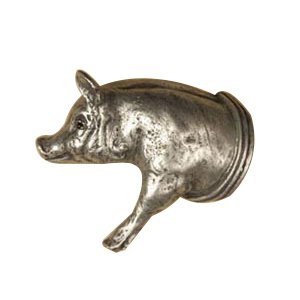 Anne at Home Pig Knob (Facing Left) in Pewter with Maple Wash