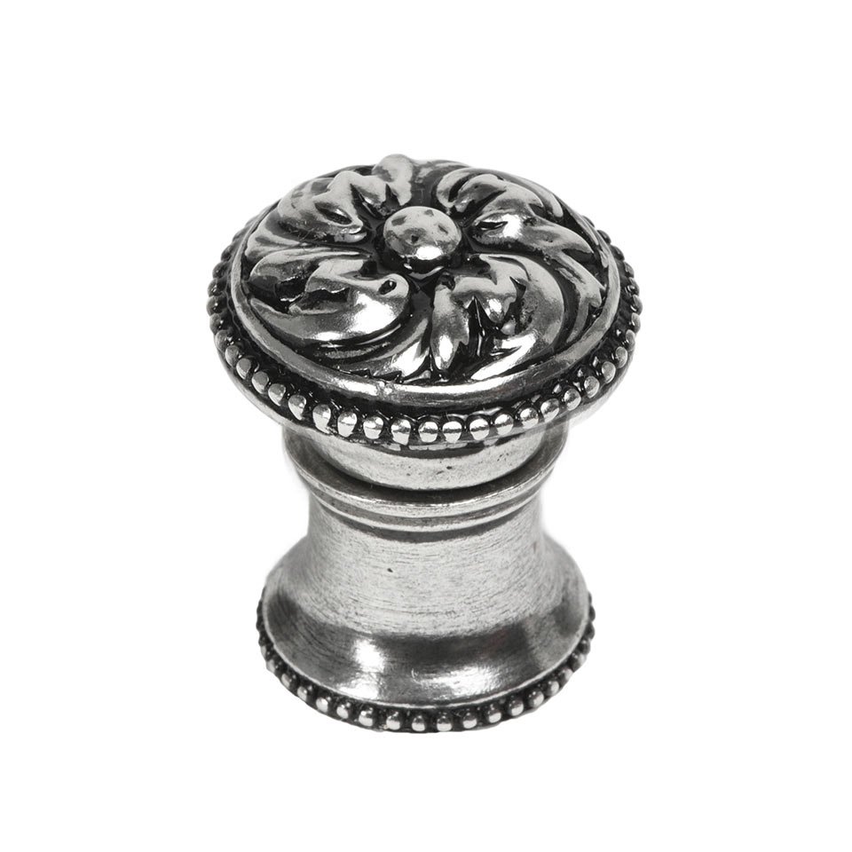 Carpe Diem Acanthus & Beaded Knob With Flared Foot Rosette Style in Platinum