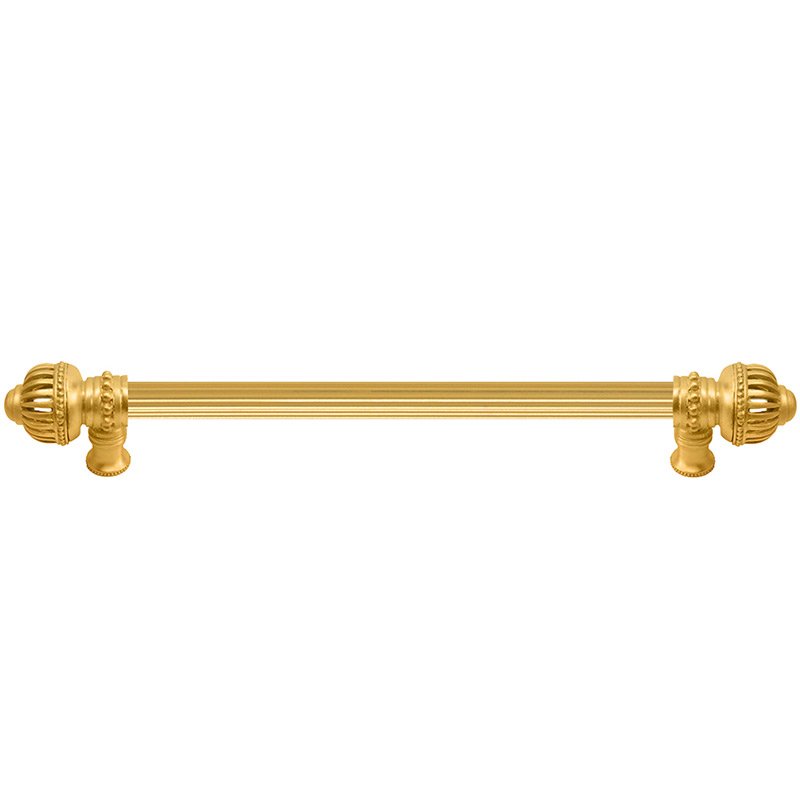 Carpe Diem 18" Centers Pull With Large Finial & 5/8" Reeded Center in Satin Gold