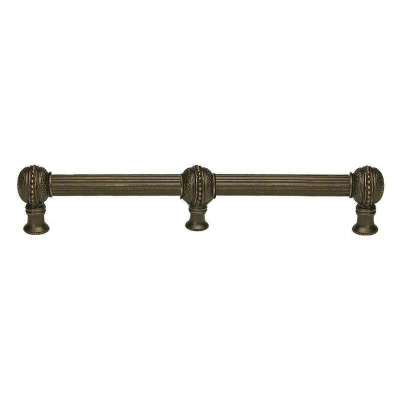 Carpe Diem 18" Centers With 5/8" Reeded Center Long Pull With Center Brace in Antique Brass