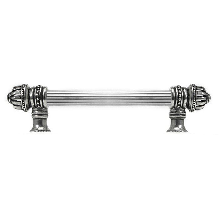 Carpe Diem 6" Centers Small Finial Pull with 5/8" Thick Reeded Center in Chalice