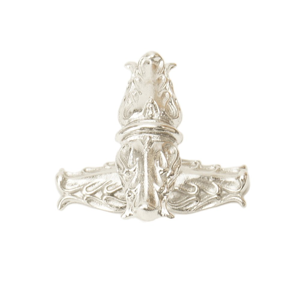 Carpe Diem Acanthus Leave Large Knob With Rope Small Backplate Romanesque Style in Platinum