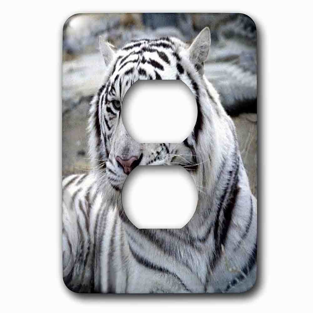Jazzy Wallplates Single Duplex Outlet With White Tiger