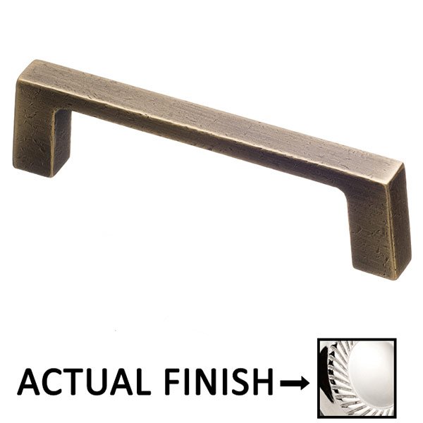 Colonial Bronze 3 1/2" Centers Pull in Polished Chrome