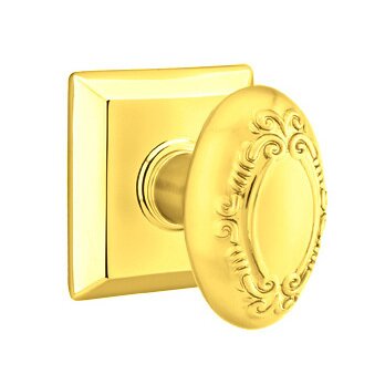 Emtek Privacy Victoria Knob With Quincy Rose in Polished Brass