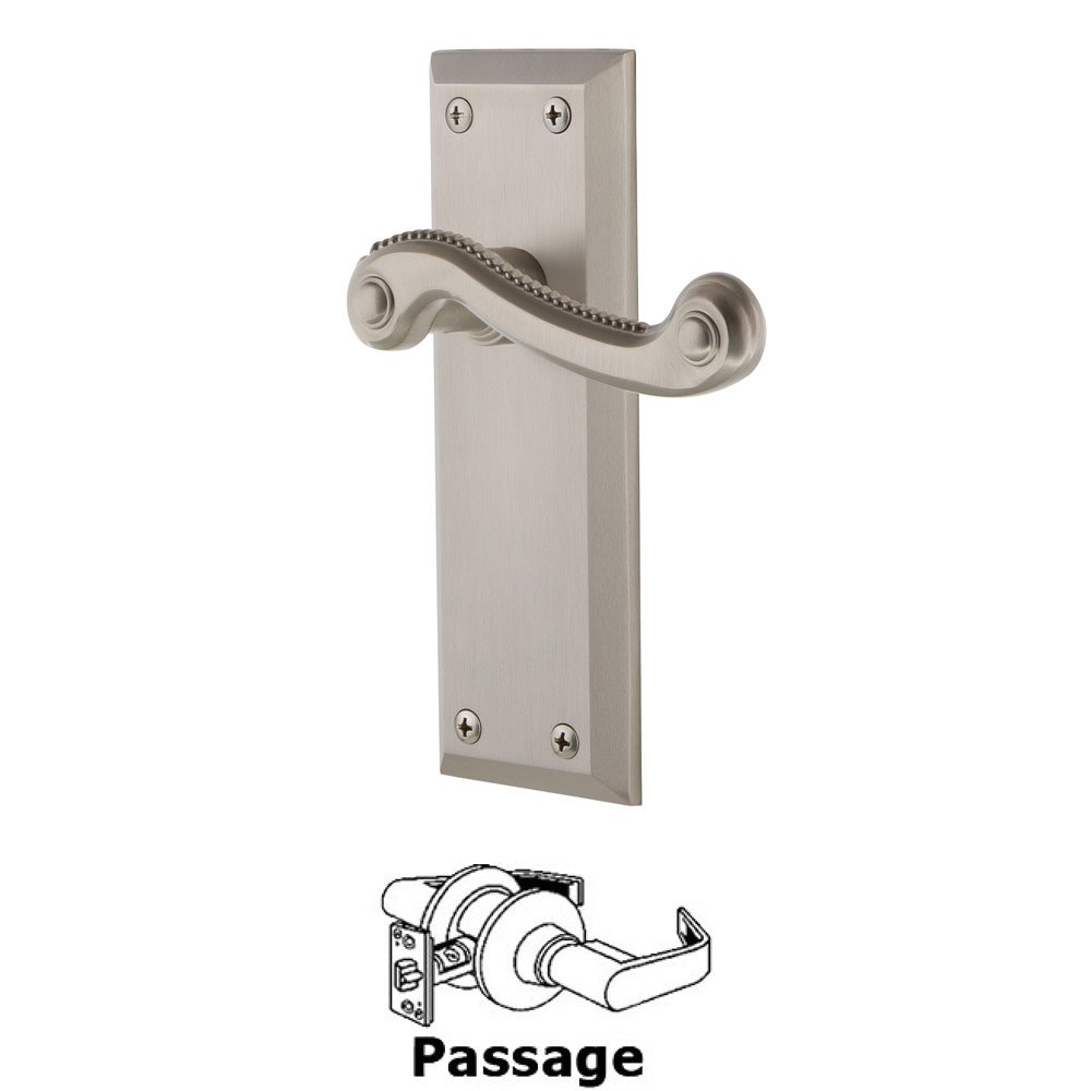 Grandeur Passage Fifth Avenue Plate with Newport Right Handed Lever in Satin Nickel