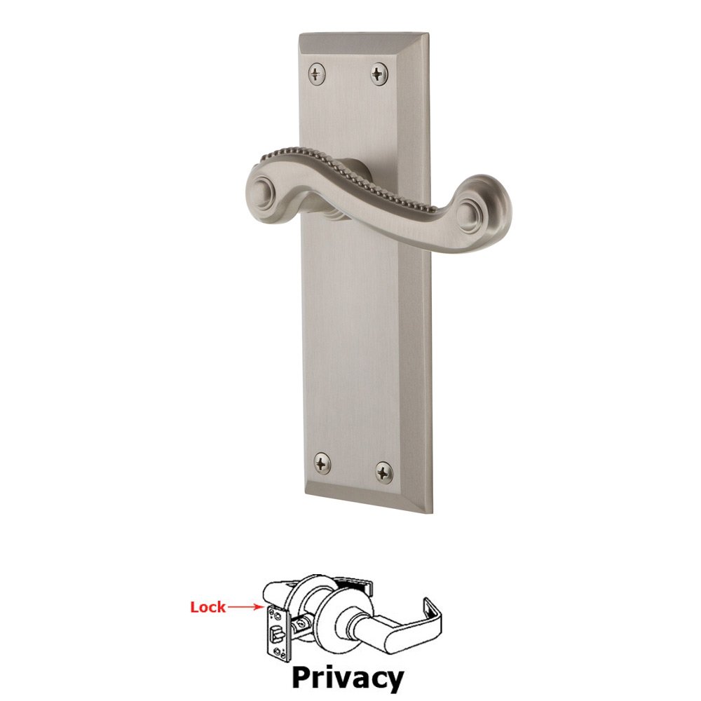 Grandeur Privacy Fifth Avenue Plate with Newport Right Handed Lever in Satin Nickel