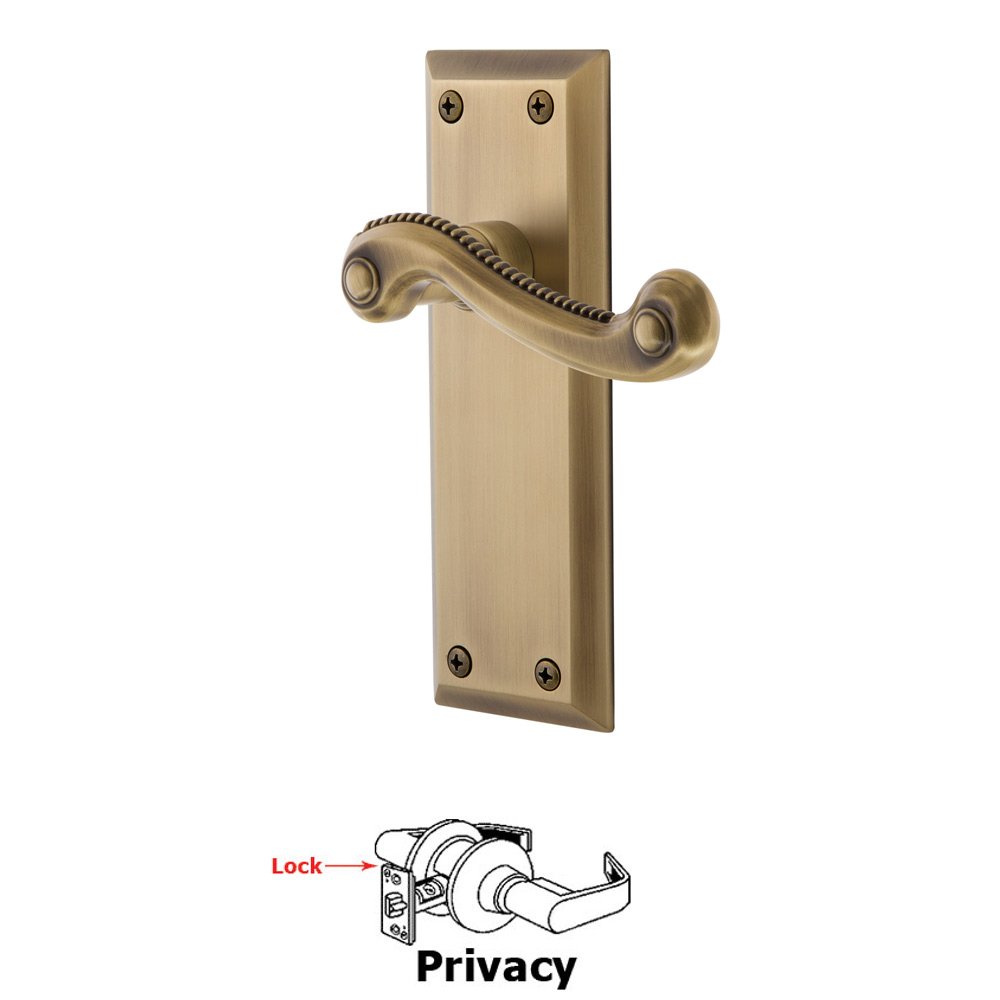 Grandeur Privacy Fifth Avenue Plate with Newport Right Handed Lever in Vintage Brass