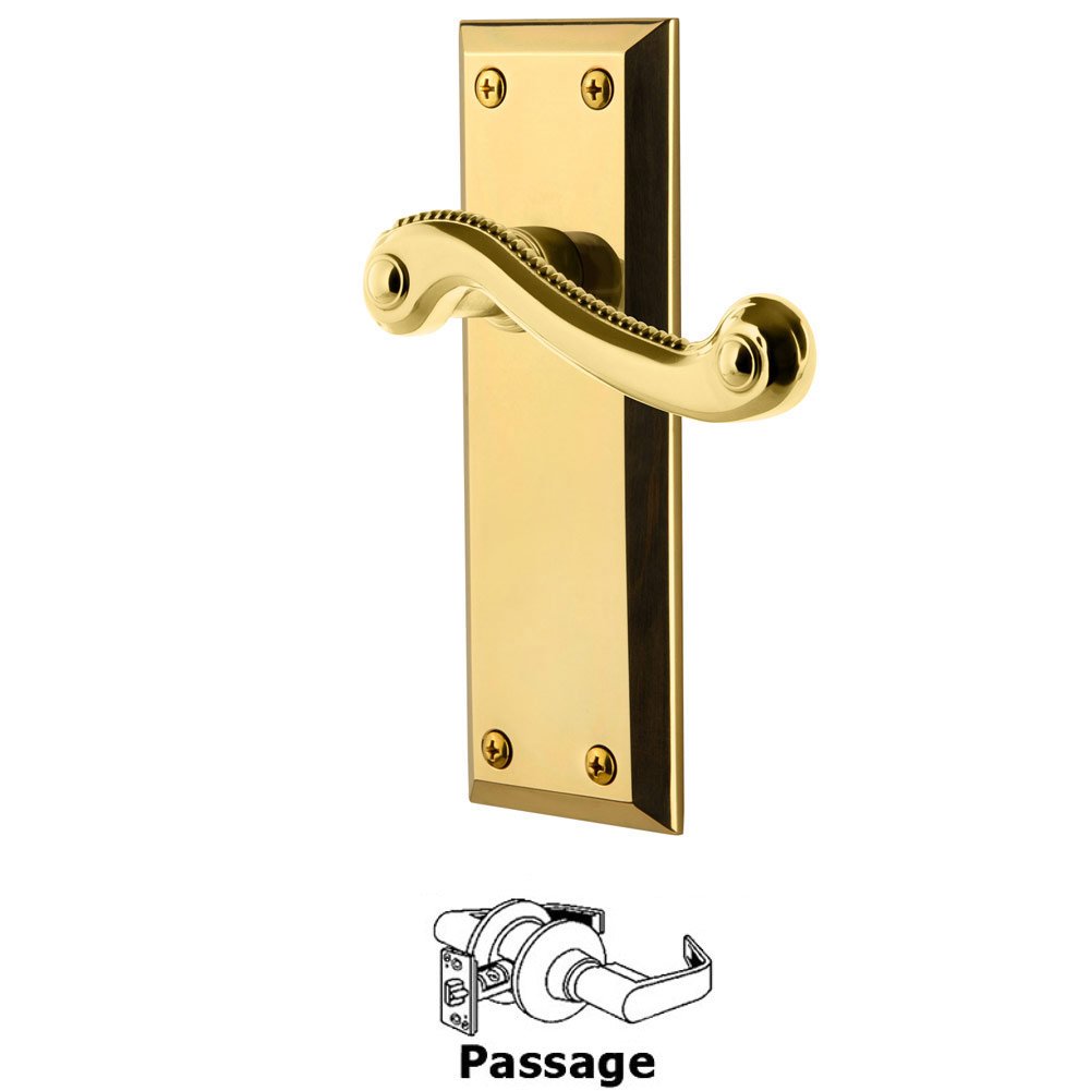 Grandeur Passage Fifth Avenue Plate with Newport Right Handed Lever in Lifetime Brass