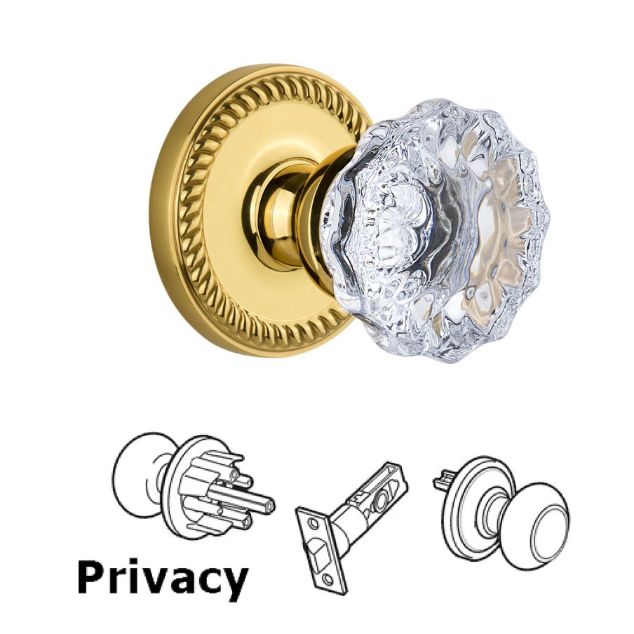 Grandeur Grandeur Newport Plate Privacy with Fontainebleau Crystal Knob in Lifetime Brass