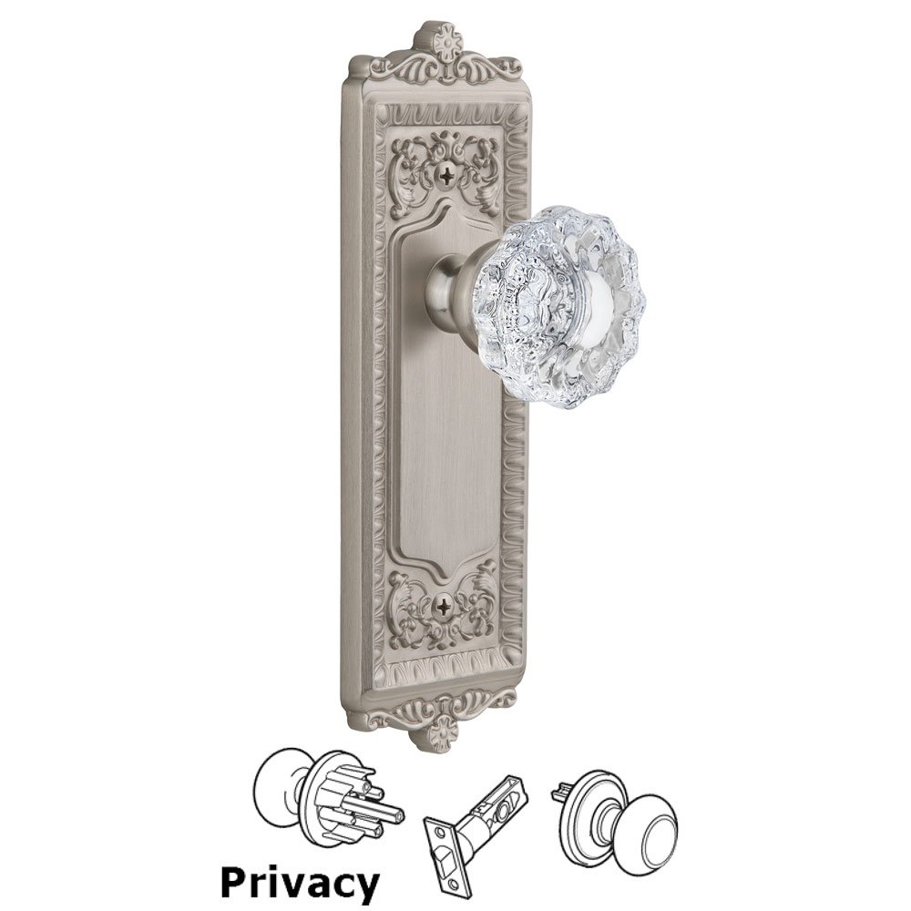 Grandeur Windsor Plate Privacy with Versailles knob in Satin Nickel
