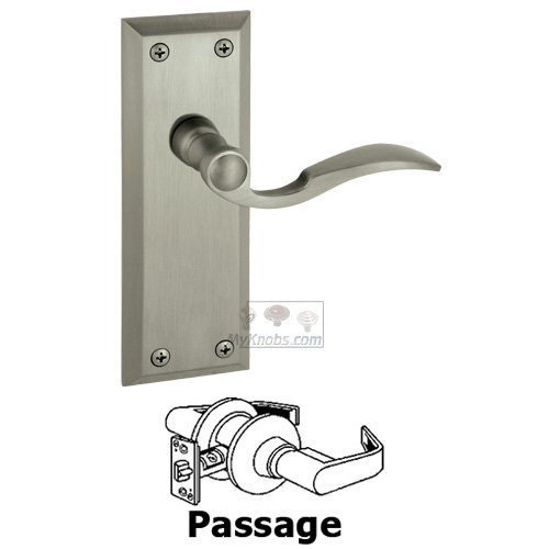 Grandeur Passage Fifth Avenue Plate with Bellagio Right Handed Lever in Satin Nickel