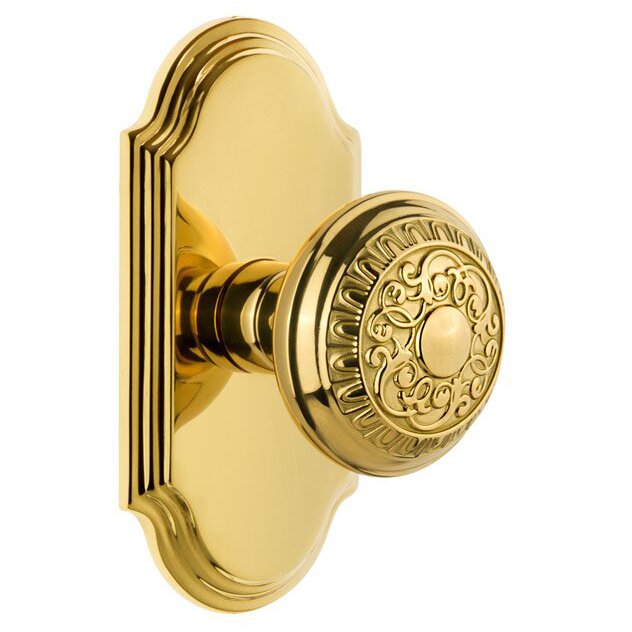 Grandeur Grandeur Arc Plate Privacy with Windsor Knob in Polished Brass