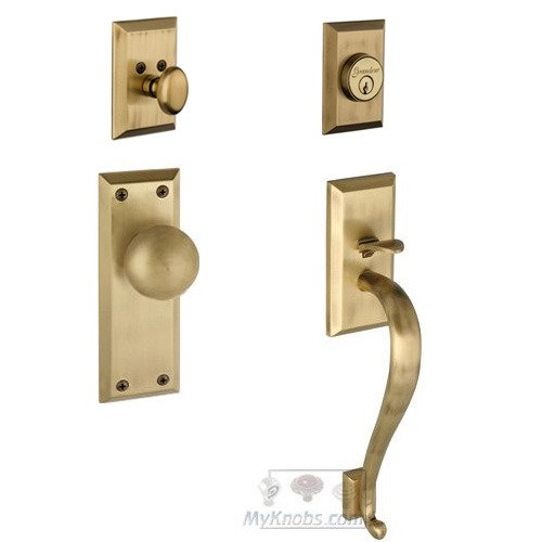 Grandeur Fifth Avenue with "S" Grip and Fifth Avenue Knob in Vintage Brass