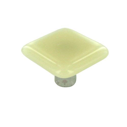 Hot Knobs 1 1/2" Knob in Marzipan Striker with Aluminum base