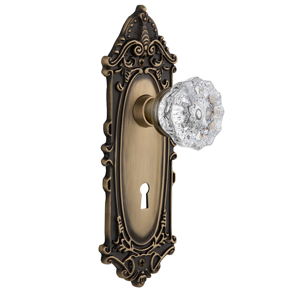 Nostalgic Warehouse Privacy Victorian Plate with Keyhole and Crystal Glass Door Knob in Antique Brass
