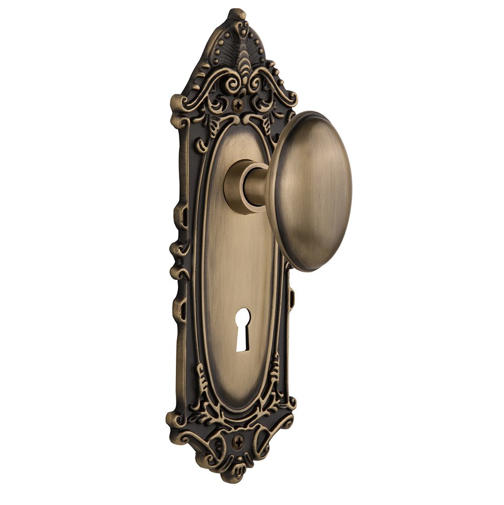 Nostalgic Warehouse Privacy Victorian Plate with Keyhole and Homestead Door Knob in Antique Brass