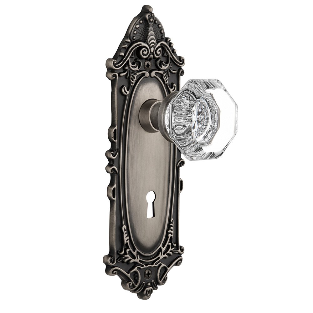 Nostalgic Warehouse Privacy Victorian Plate with Keyhole and Waldorf Door Knob in Antique Pewter