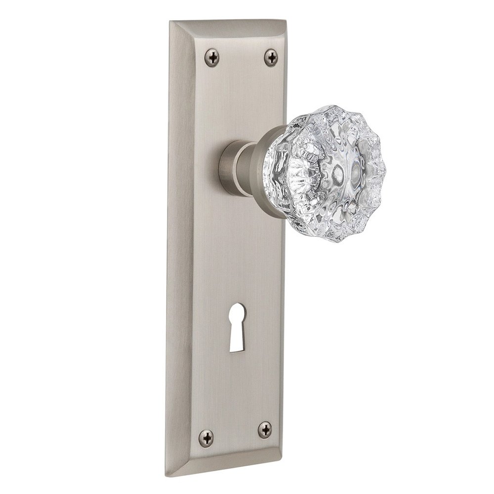 Nostalgic Warehouse Privacy New York Plate with Keyhole and Crystal Glass Door Knob in Satin Nickel