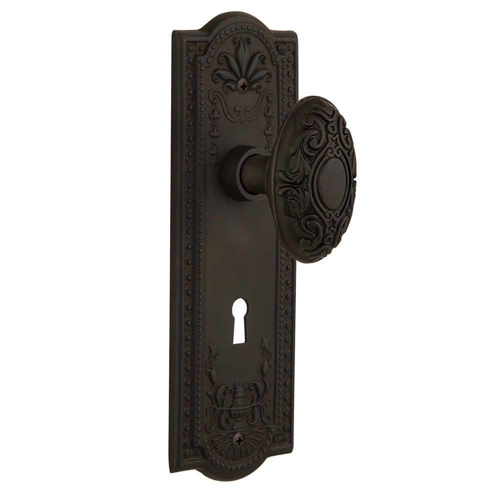Nostalgic Warehouse Passage Meadows Plate with Keyhole and Victorian Door Knob in Oil-Rubbed Bronze