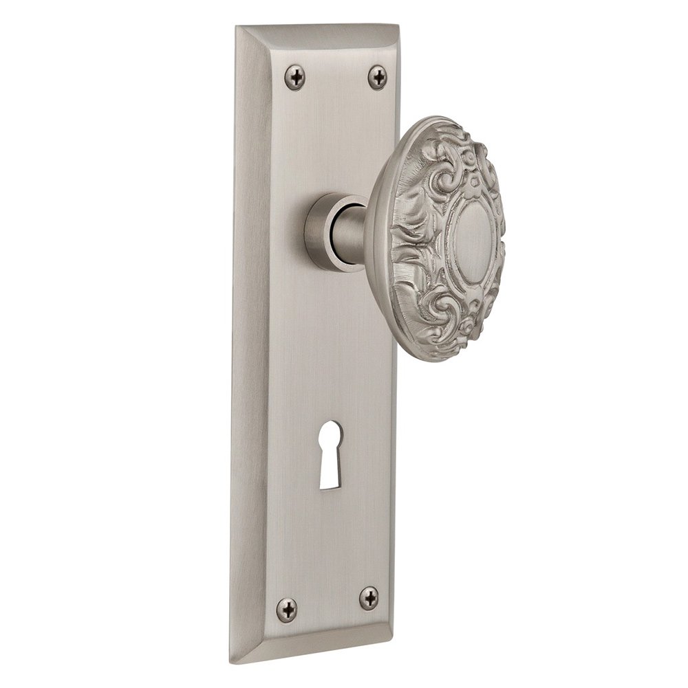 Nostalgic Warehouse Passage New York Plate with Keyhole and Victorian Door Knob in Satin Nickel