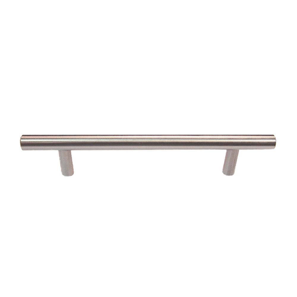 Richelieu 4 1/4" Centers European Bar Pull in Brushed Nickel