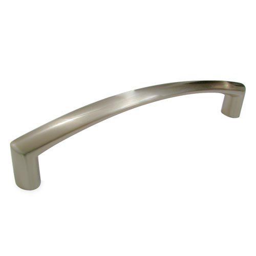 Richelieu 5" Centers Curved Pull in Brushed Nickel