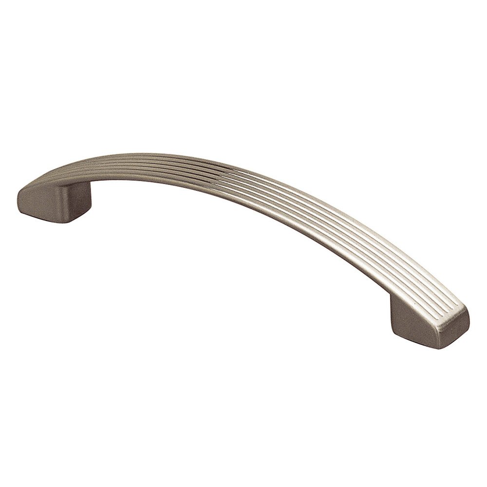 Richelieu 5" Centers Striped Pull in Brushed Nickel