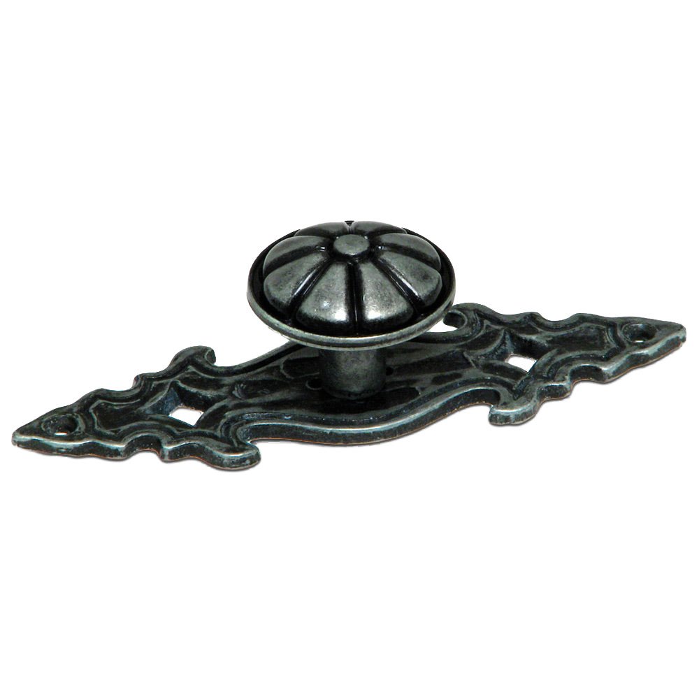 Richelieu 1" Diameter Floral Knob with Decorative Backplate in Wrought Iron