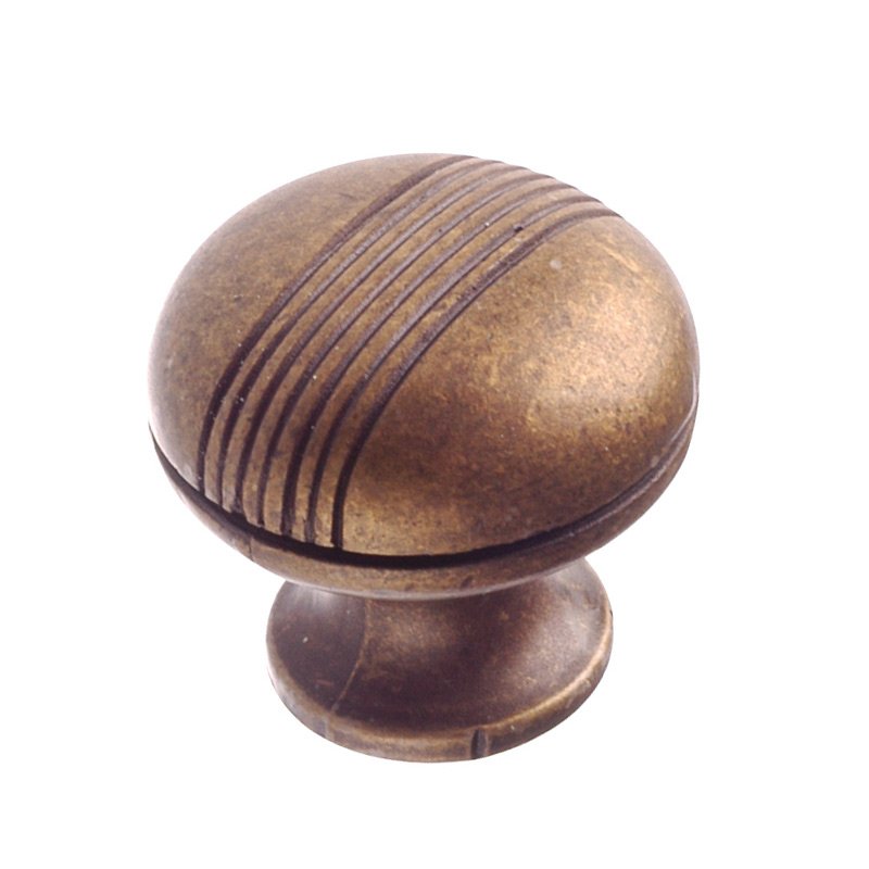Richelieu 1 1/4" Diameter Knob with Etched Stripes in Burnished Brass