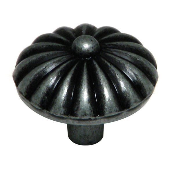 Richelieu 1 1/4" Diameter Pinwheel Knob in Natural Iron