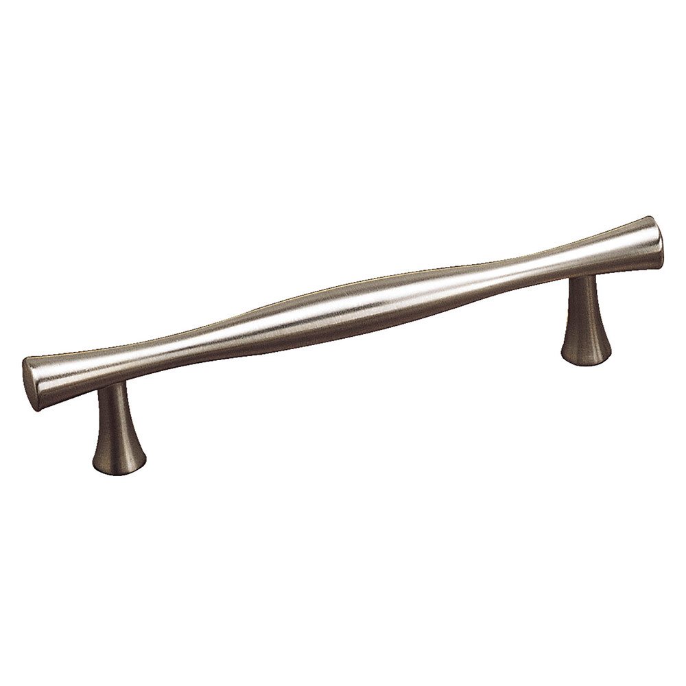 Richelieu 3 3/4" Centers Contoured Bar Pull in Brushed Nickel