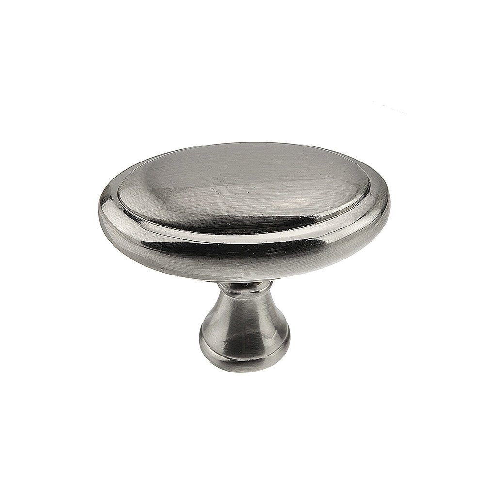 Richelieu 1 9/16" Oval Knob In Brushed Nickel