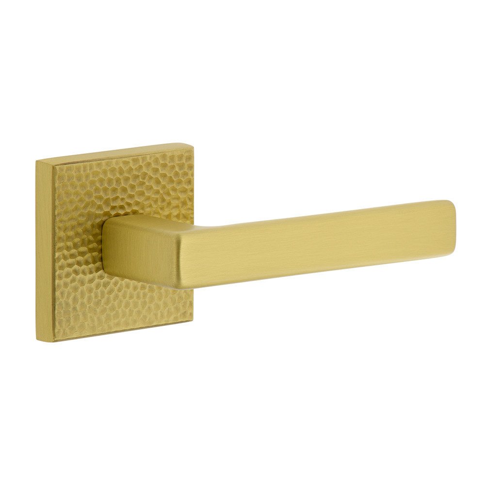 Viaggio Complete Privacy Set - Quadrato Hammered Rosette with Right Handed Lusso Lever  in Satin Brass